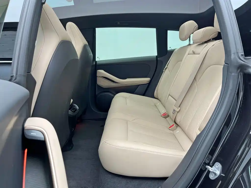 NIO ET5T — миниатюра 16