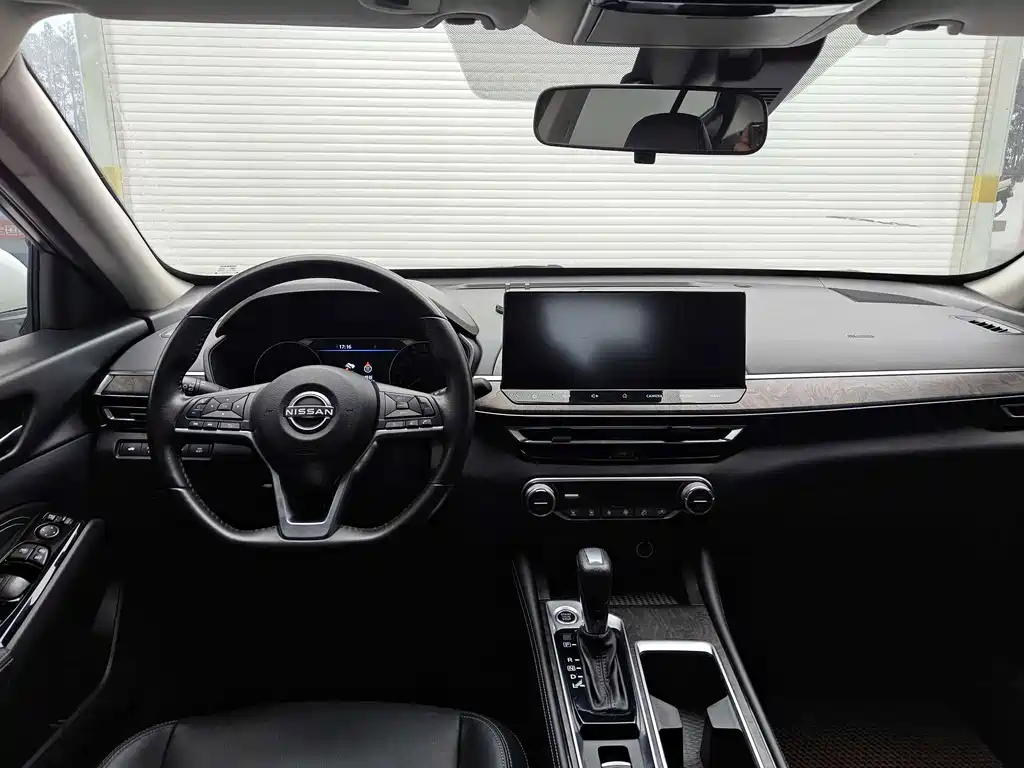 Nissan Teana — миниатюра 12