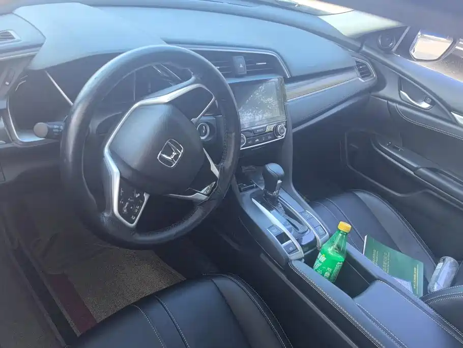 Honda Civic — миниатюра 12