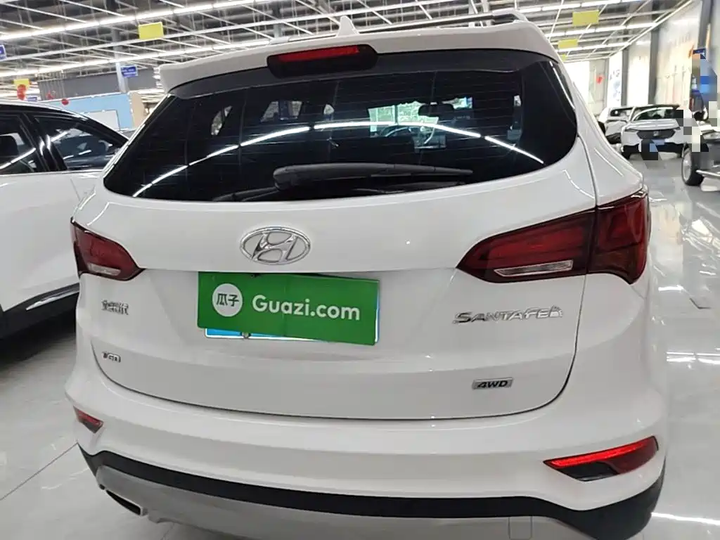 Hyundai Santa Fe — миниатюра 6