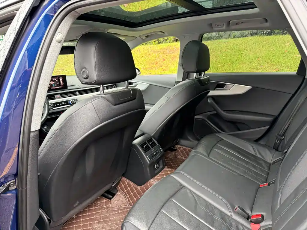 Audi A4 (Import) — миниатюра 11