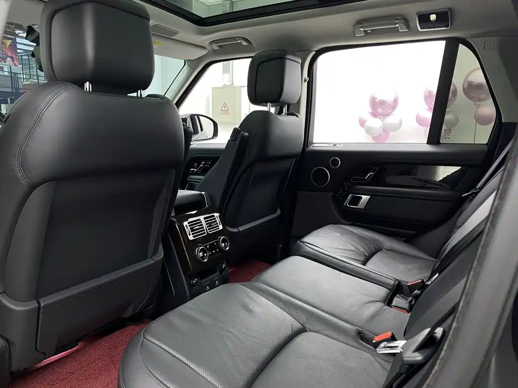 Land Rover Range Rover — миниатюра 31