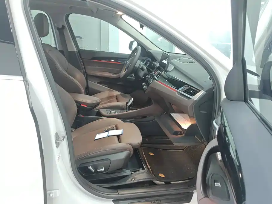 BMW X1 — миниатюра 8