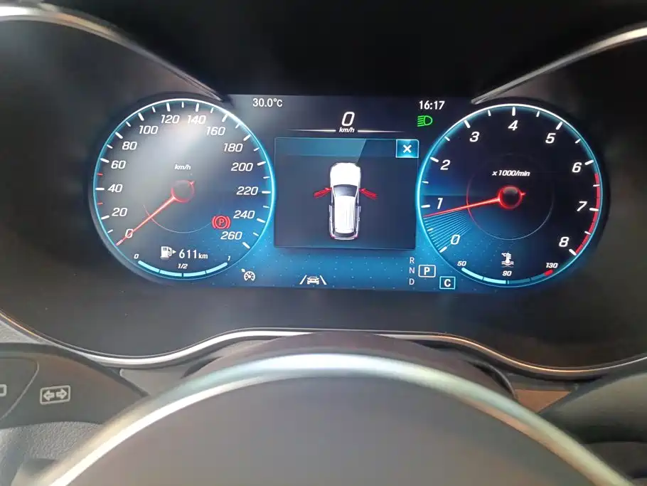 Mercedes-Benz GLC — миниатюра 14