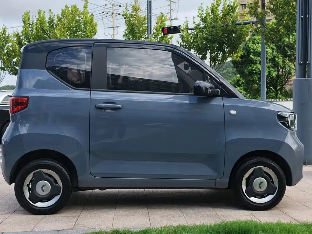 Wuling MINIEV — миниатюра 7