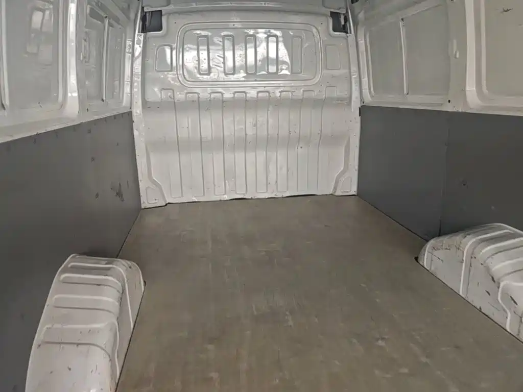 MAXUS V80 — миниатюра 17