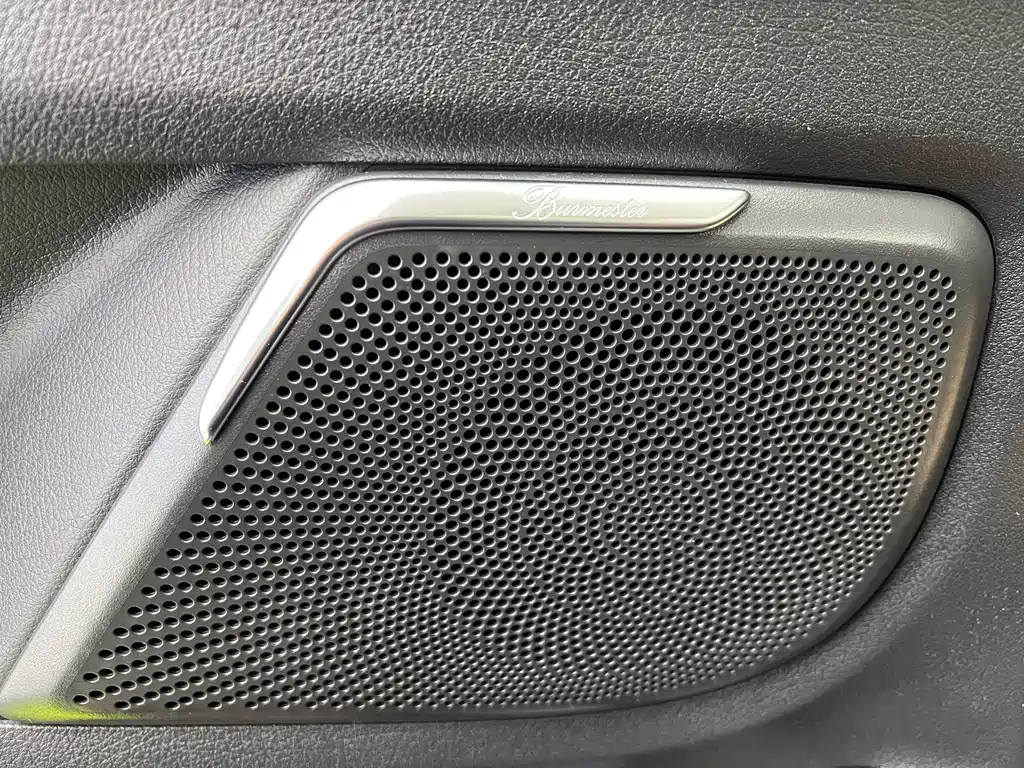 MERCEDES-BENZ V CLASS