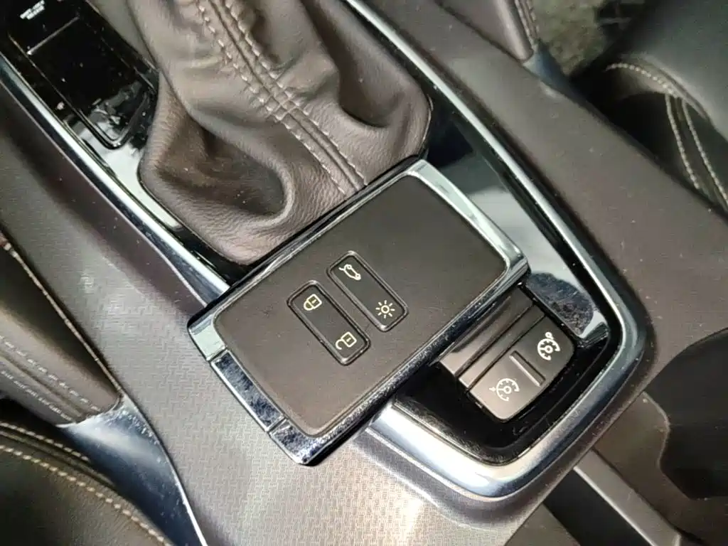Renault Koleos — миниатюра 9