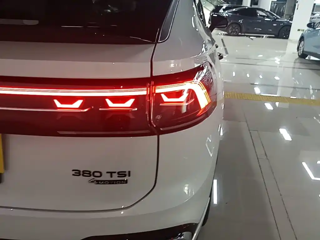 Volkswagen X — миниатюра 8