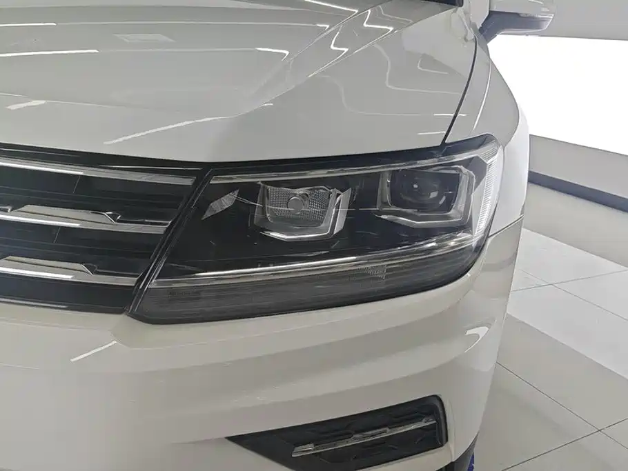 Volkswagen Tiguan L — миниатюра 5