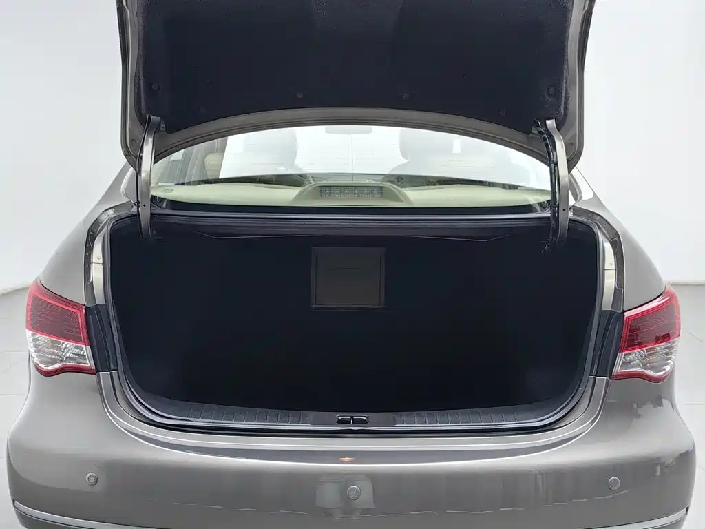 Nissan Sylphy — миниатюра 16