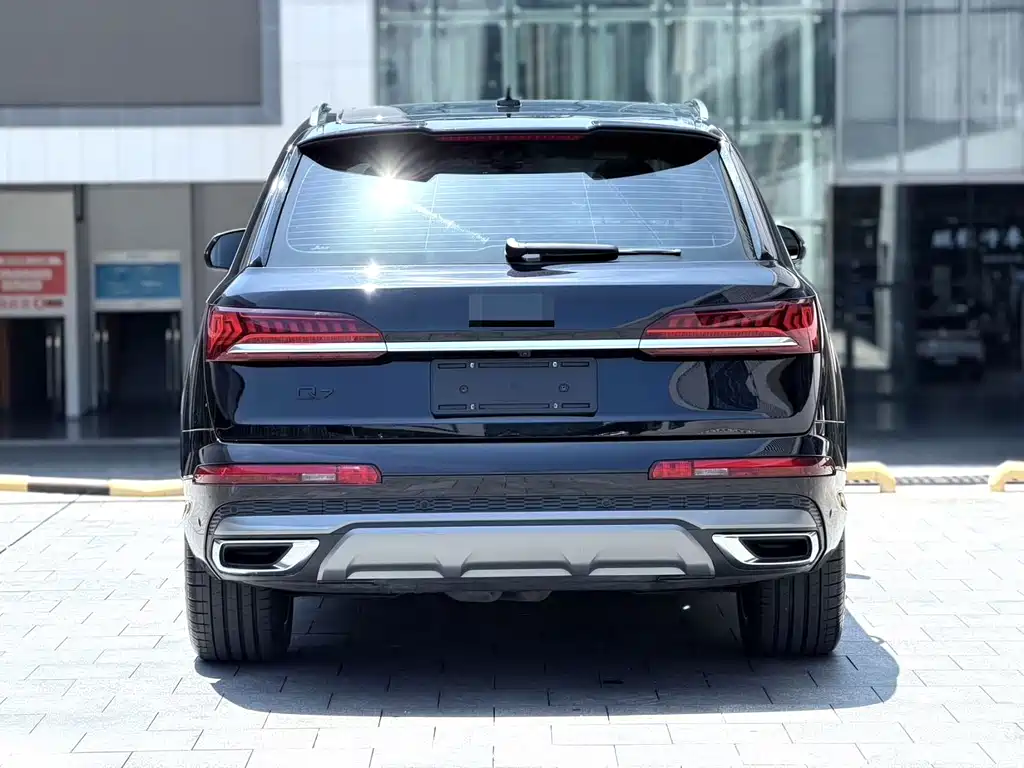 Audi Q7 — миниатюра 8