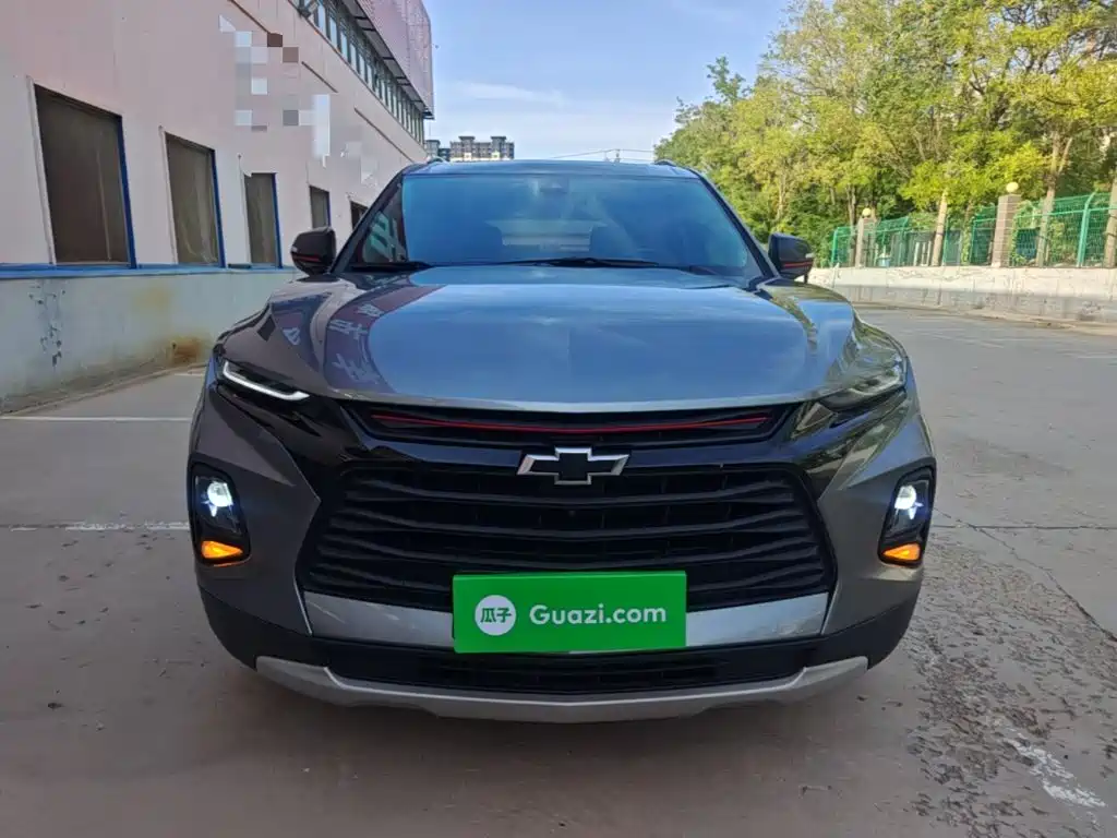 Chevrolet Blazer — миниатюра 3