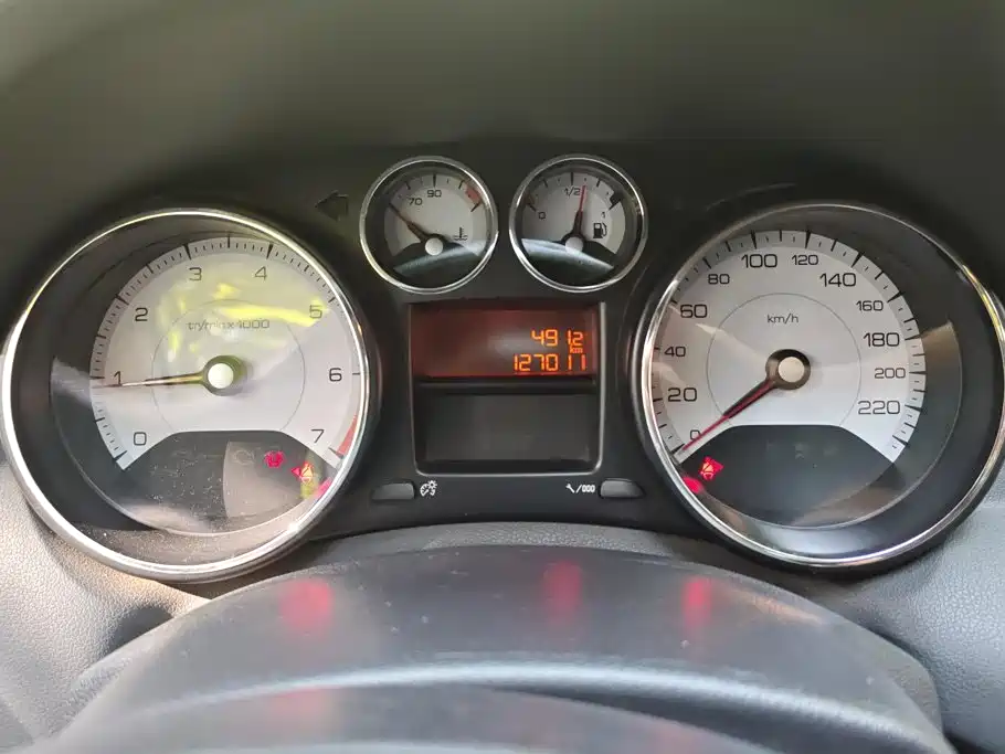 Peugeot 308 — миниатюра 14