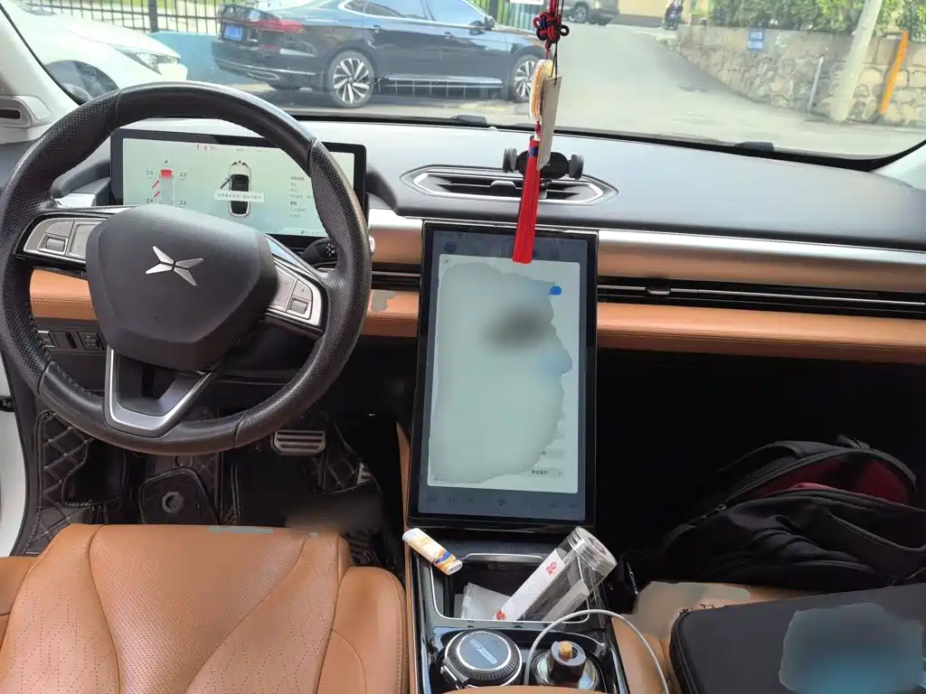 XPeng P5 — миниатюра 13