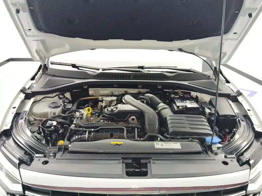 Volkswagen Lavida — миниатюра 10