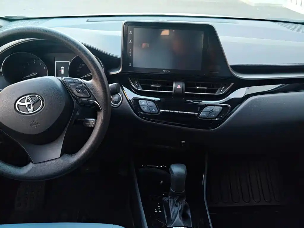 Toyota IZOA — миниатюра 5