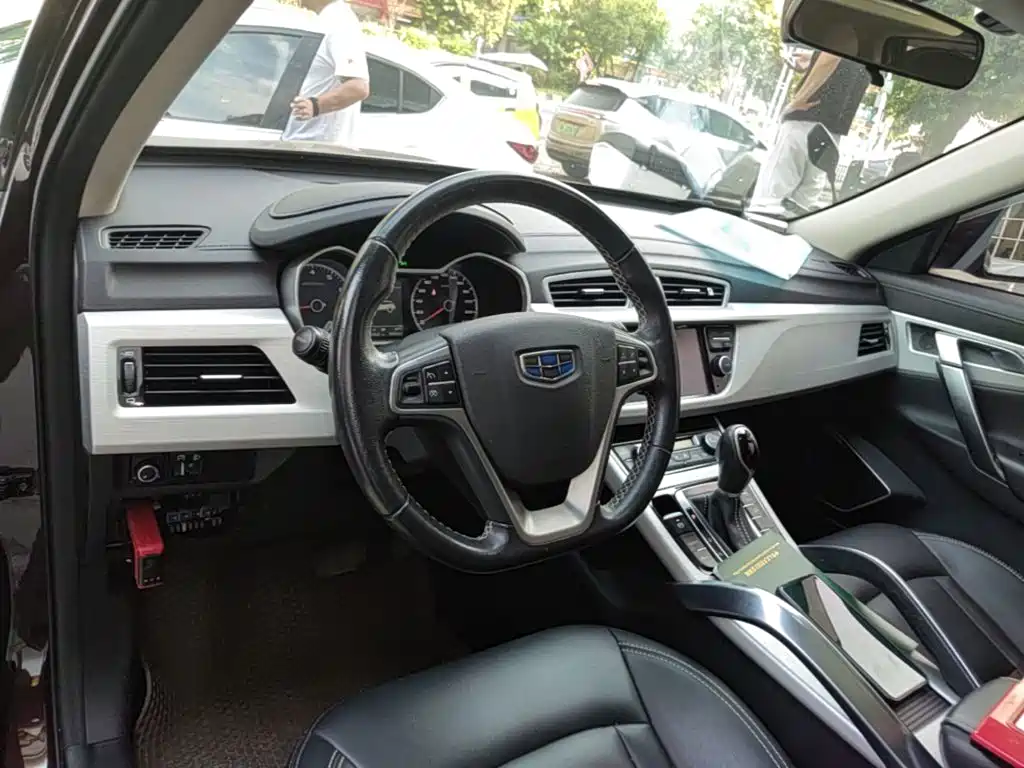 Geely Boyue — миниатюра 10