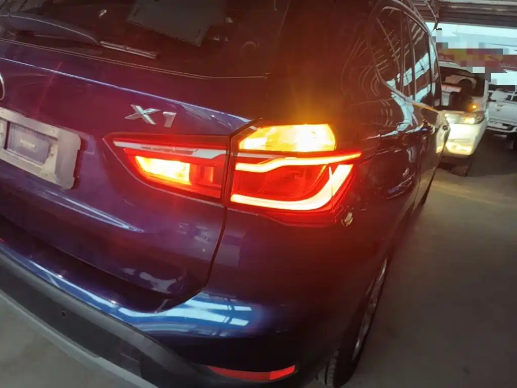 BMW X1 — миниатюра 8