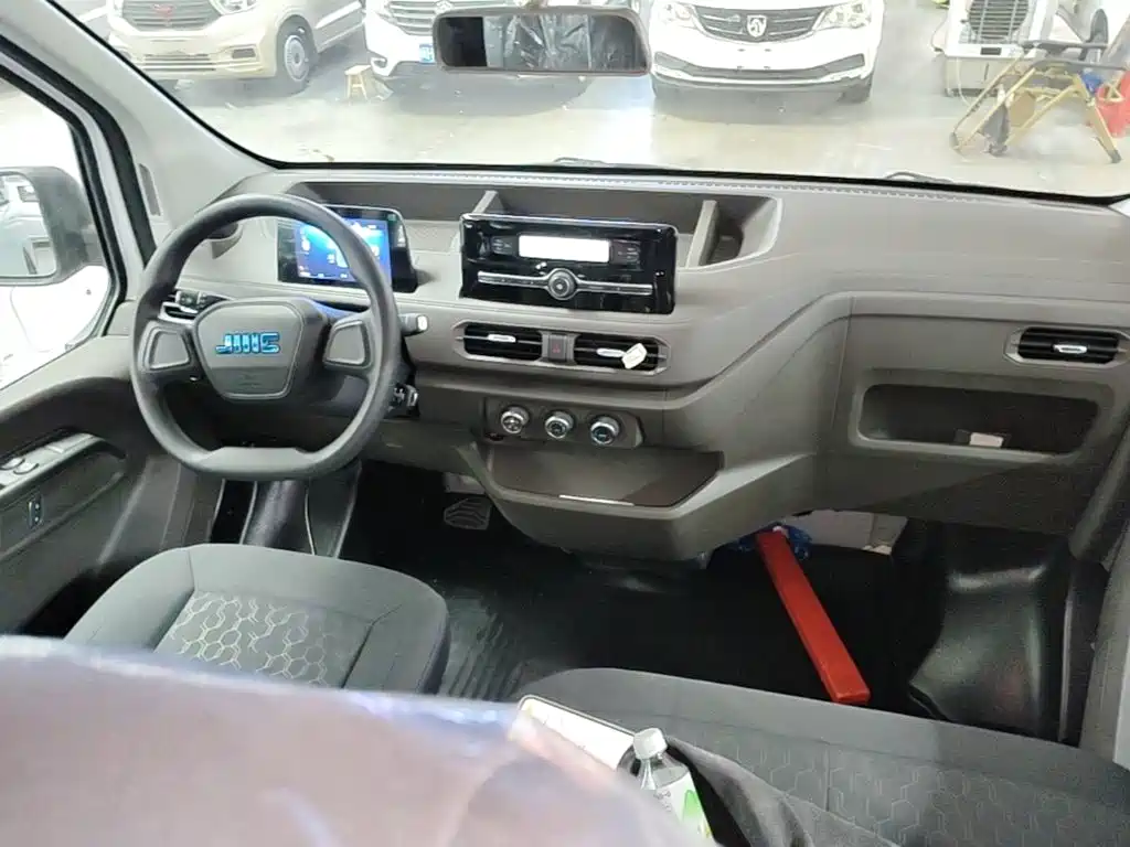 JMC E-Fushun — миниатюра 10