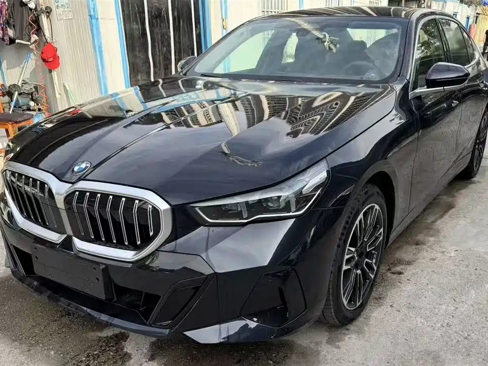 BMW 5 Series 2026