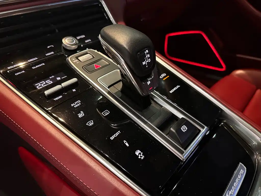 Porsche Panamera — миниатюра 11