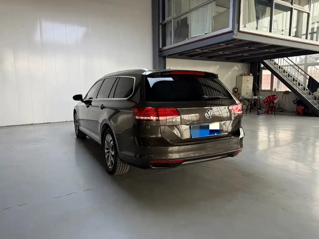 Volkswagen Viloran — миниатюра 6