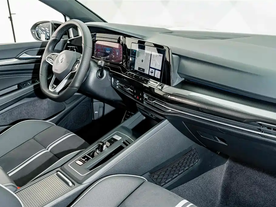 Volkswagen Golf — миниатюра 17