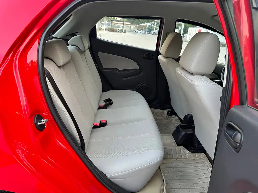 Mazda 2 — миниатюра 17