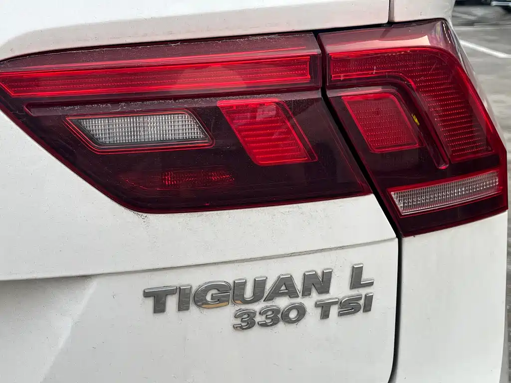 Volkswagen Tiguan L — миниатюра 10