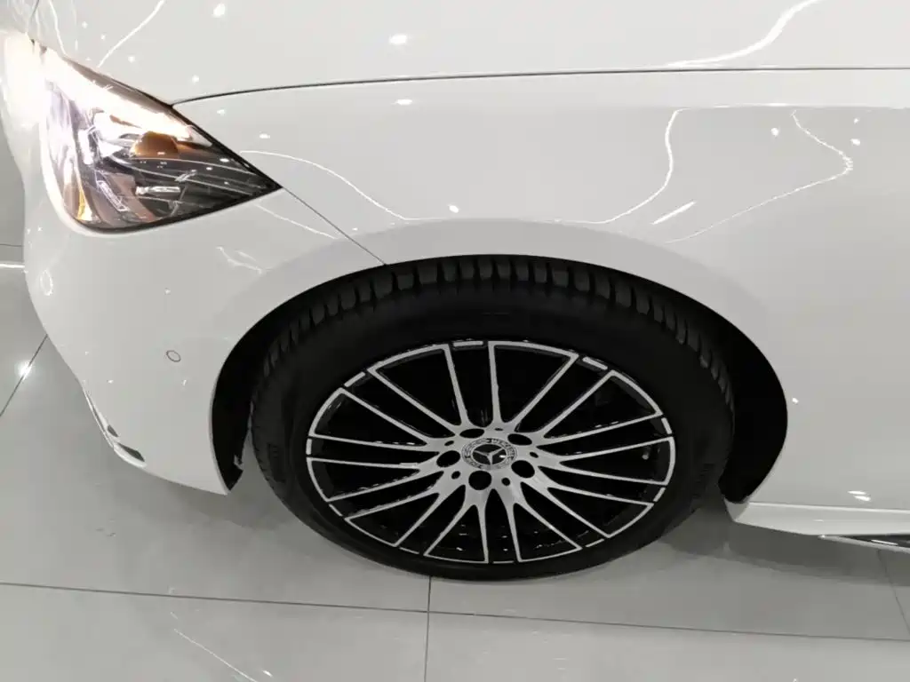 Mercedes-Benz C-Class — миниатюра 23