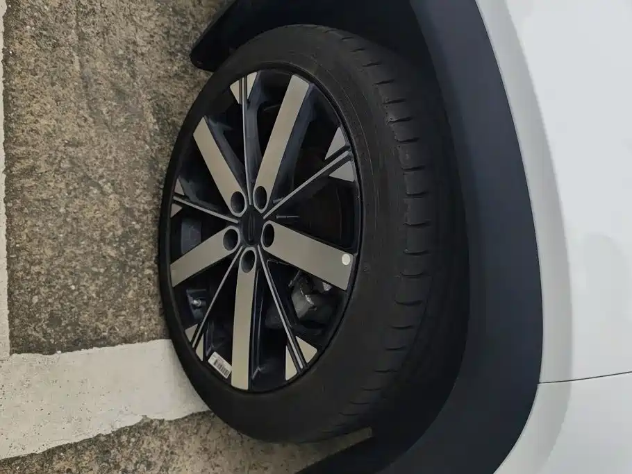 Geely Icon — миниатюра 6