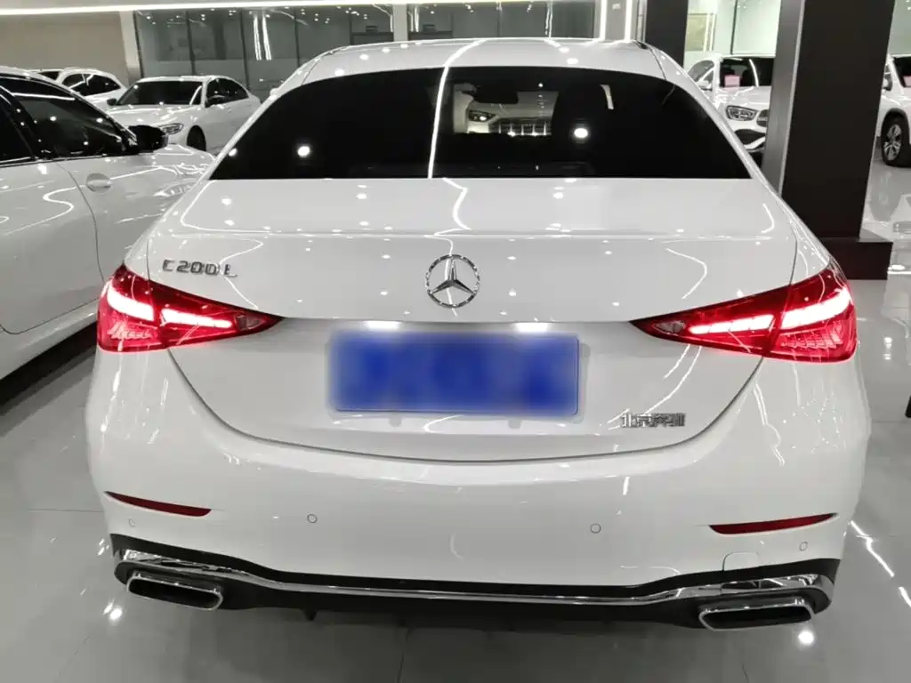 Mercedes-Benz C-Class — миниатюра 6