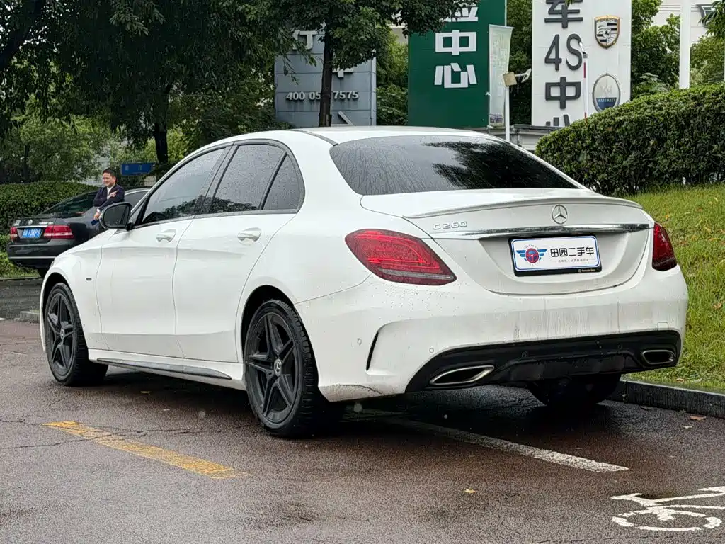 Mercedes-Benz C-Class — миниатюра 4