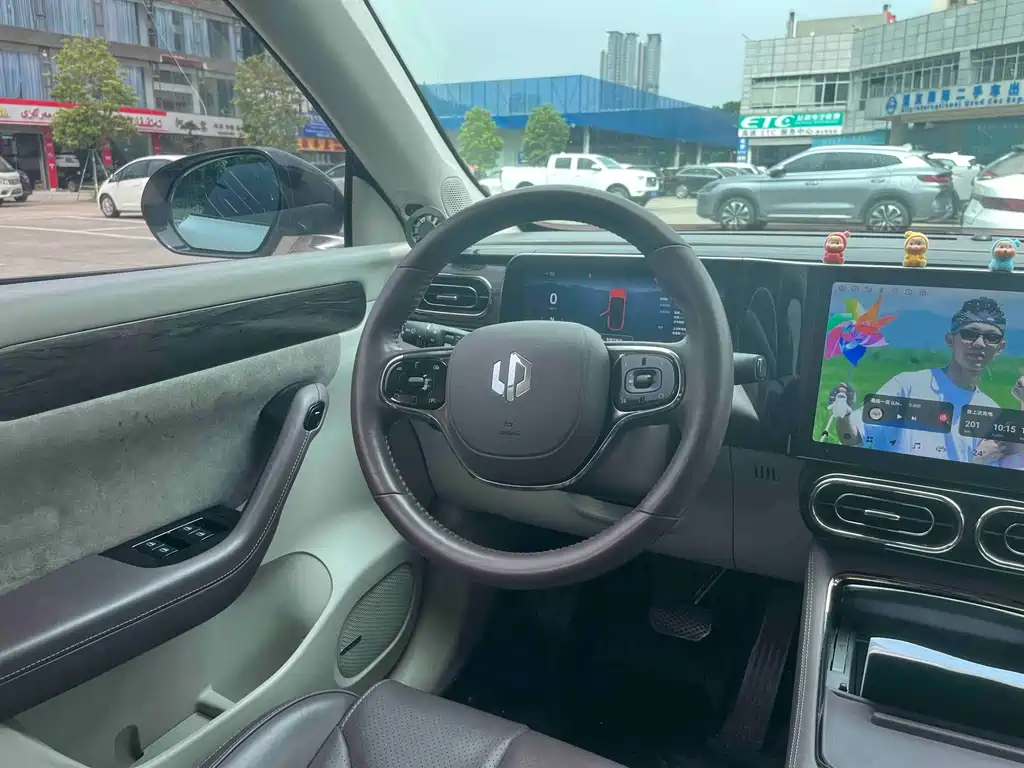 Leapmotor Leapmotor C11 — миниатюра 6