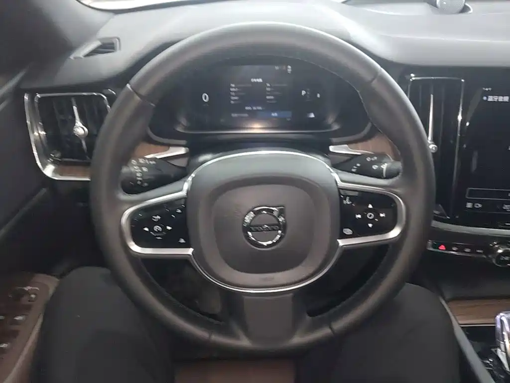 Volvo S60 — миниатюра 11