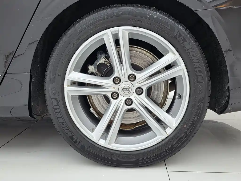 Volvo S90 — миниатюра 19