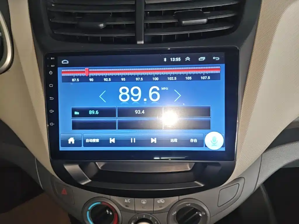 Chevrolet Sail — миниатюра 13