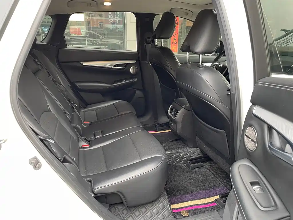 Infiniti QX50 — миниатюра 32