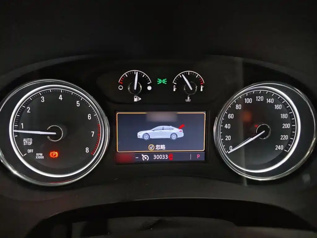 Buick LaCrosse — миниатюра 4