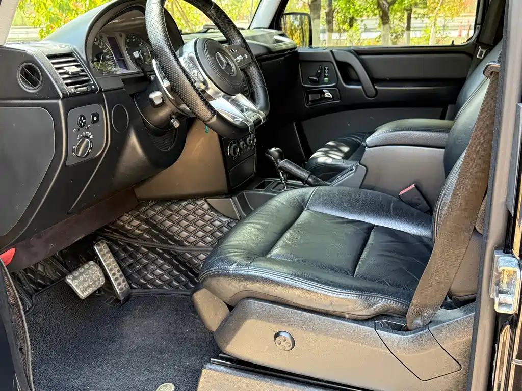 Mercedes-Benz G-Class — миниатюра 10