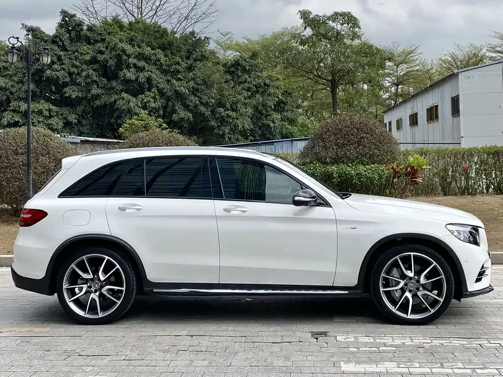 Mercedes-Benz GLC A MG 2017 AMG GLC 43 4MATIC