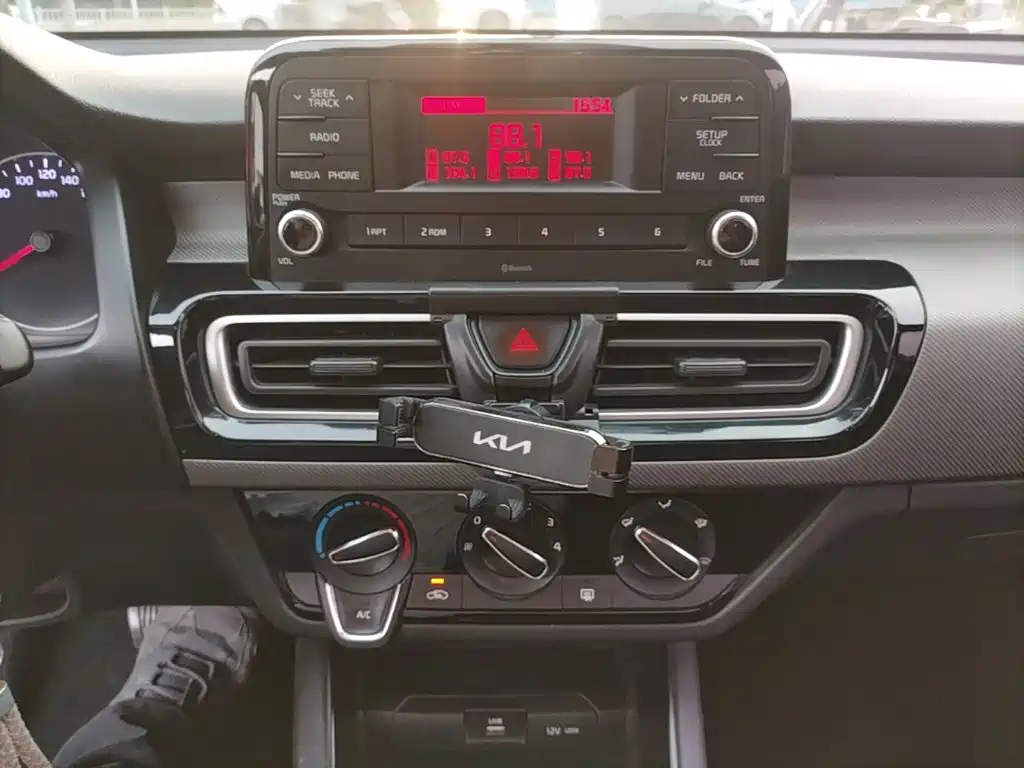 Kia Forte — миниатюра 13