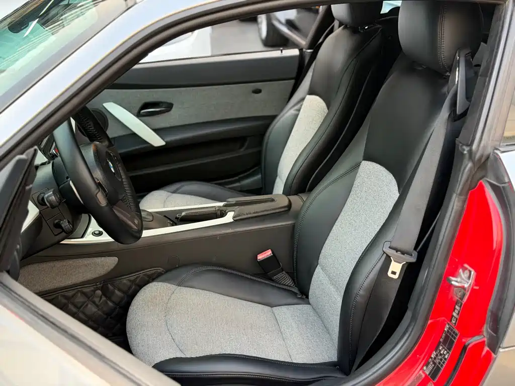 BMW Z4 — миниатюра 17