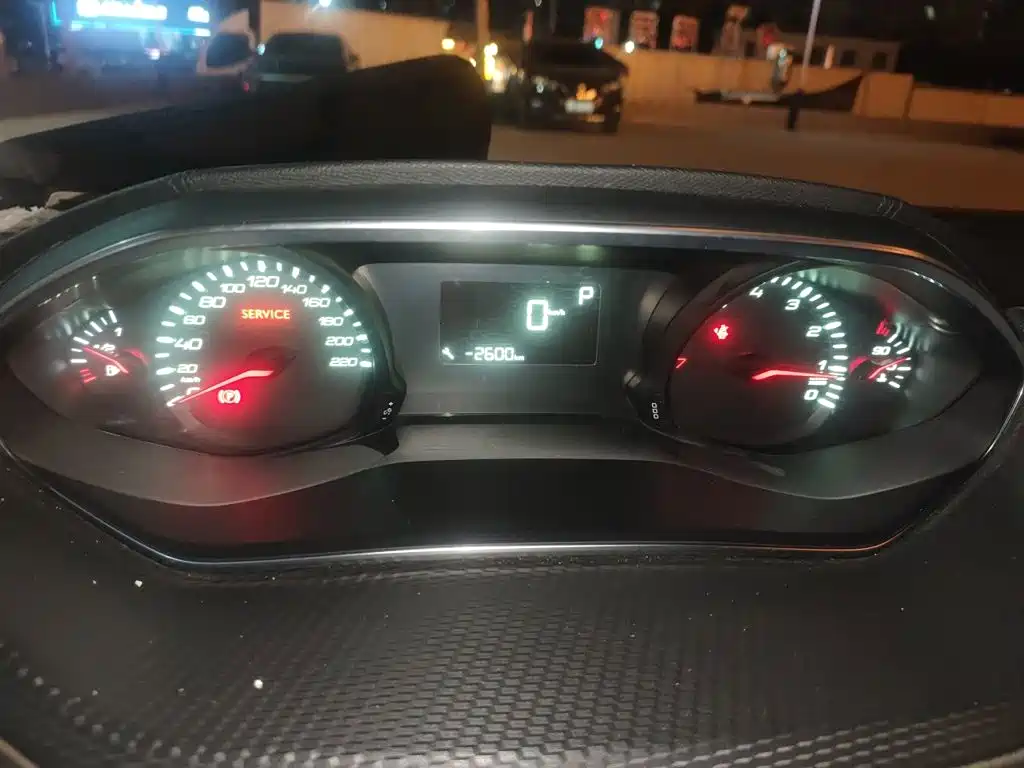 Peugeot 308 — миниатюра 12