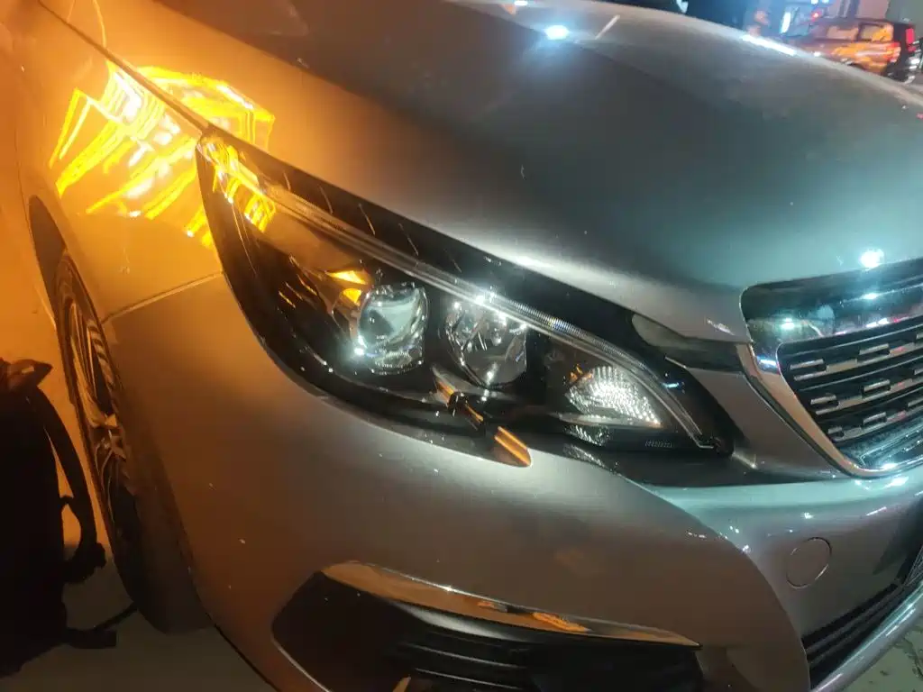 Peugeot 308 — миниатюра 7