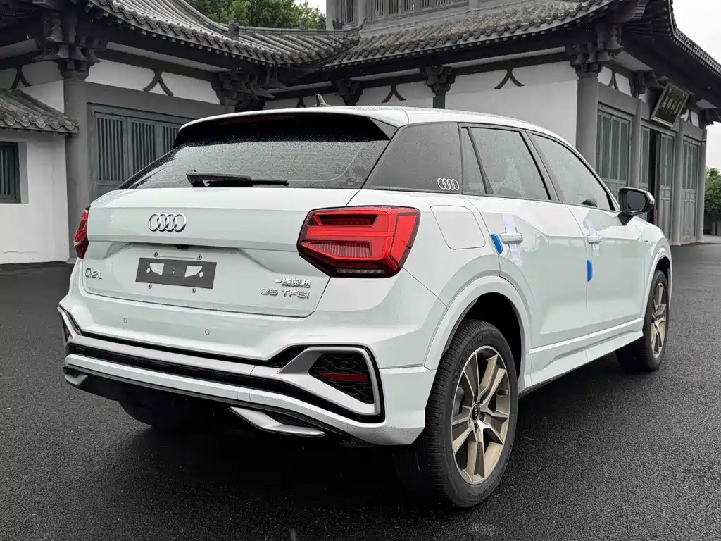 Audi Q2L — миниатюра 6