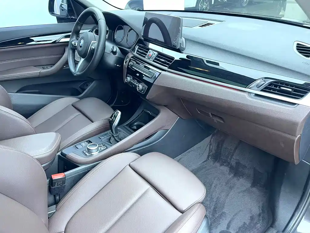 BMW X1 — миниатюра 10