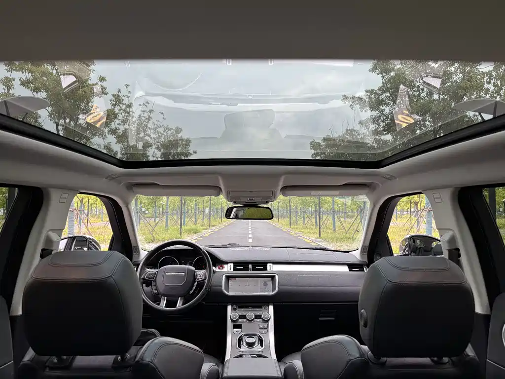 Land Rover Evoque — миниатюра 17