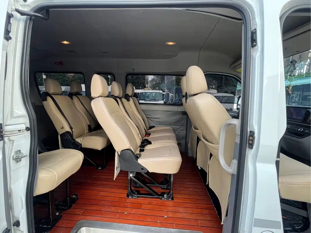 MAXUS V80 — миниатюра 10